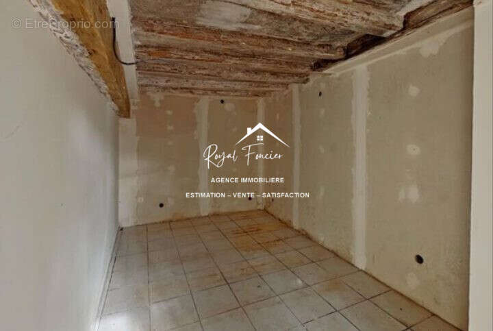 Chambre - Maison à LA CELLE-GUENAND