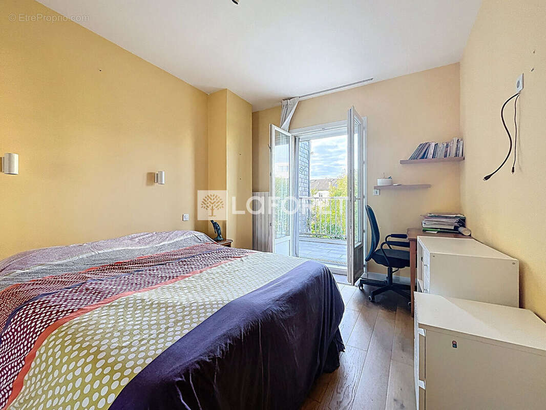 RARE !! Belle Maison pierre145m²-Gd Jardin plein sud -dépendance - photo 7