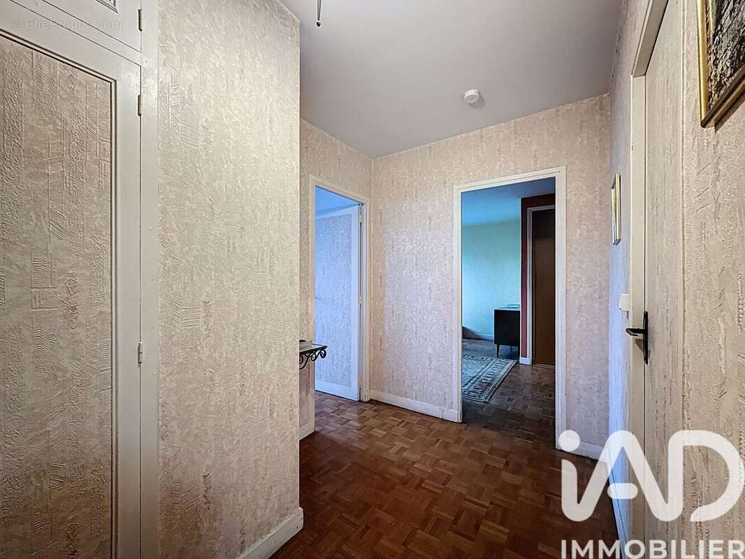 Photo 3 - Appartement à EPINAY-SUR-SEINE