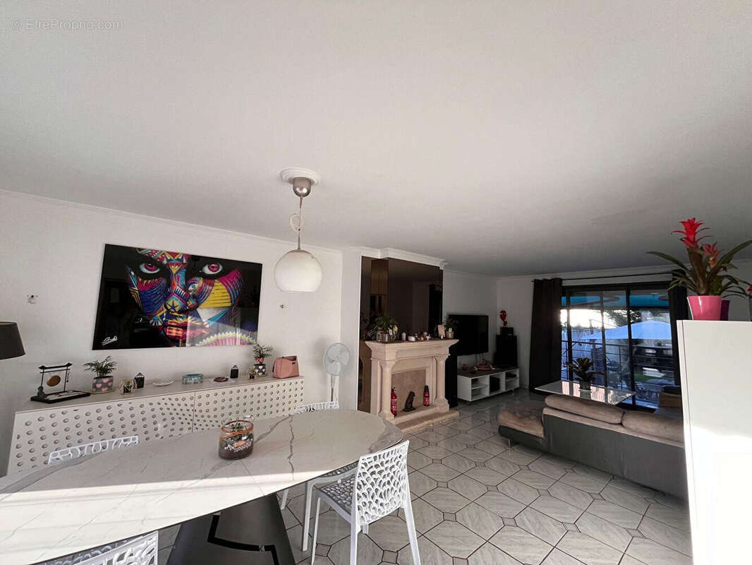 Maison à ORMESSON-SUR-MARNE