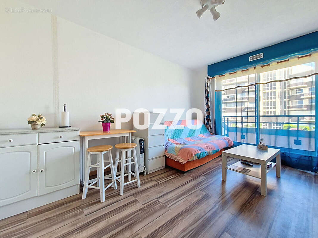 Appartement à COURSEULLES-SUR-MER