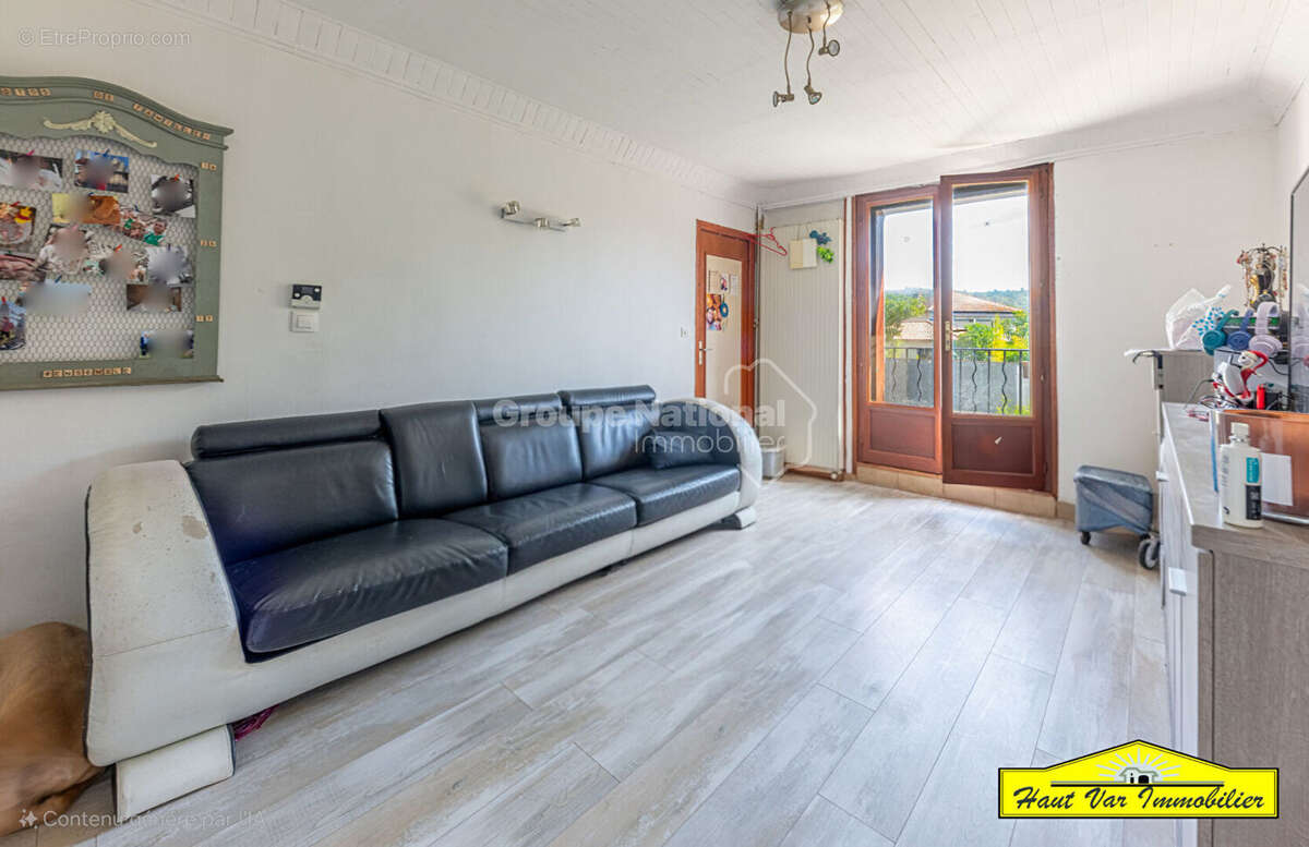 Maison à VINON-SUR-VERDON