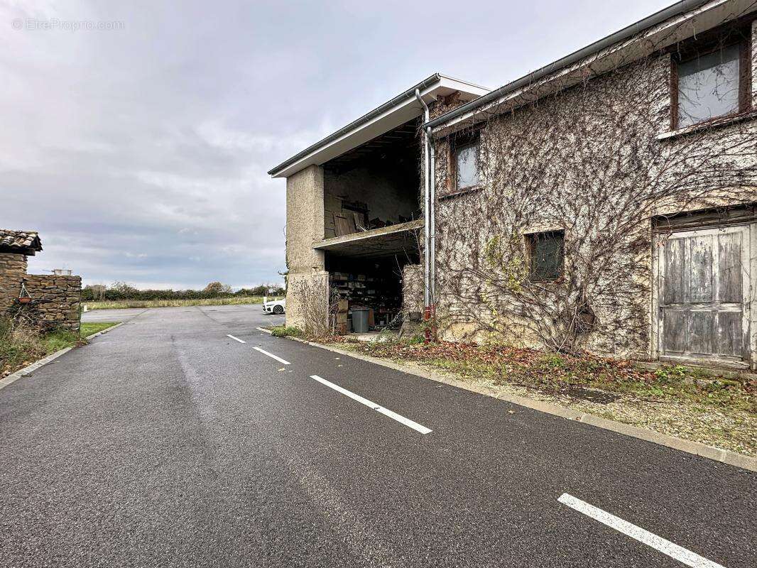 Maison à SATOLAS-ET-BONCE