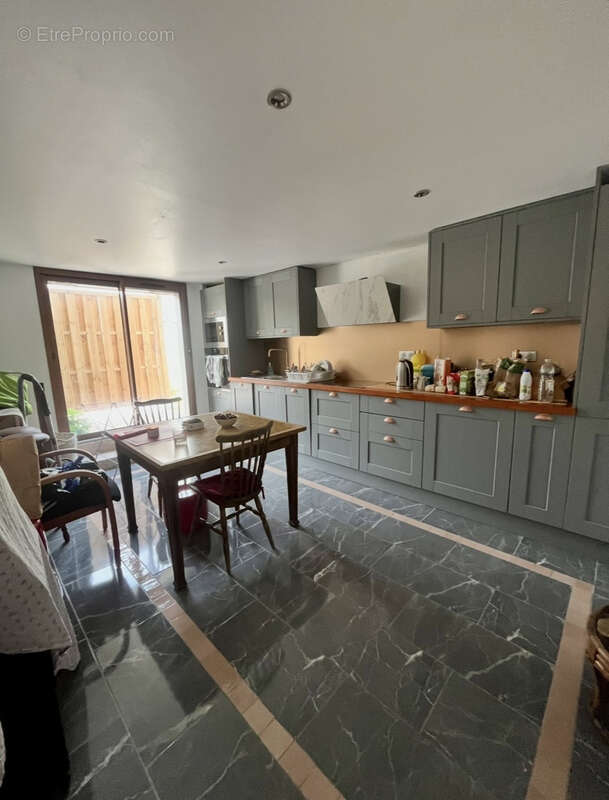 Maison à SARTROUVILLE