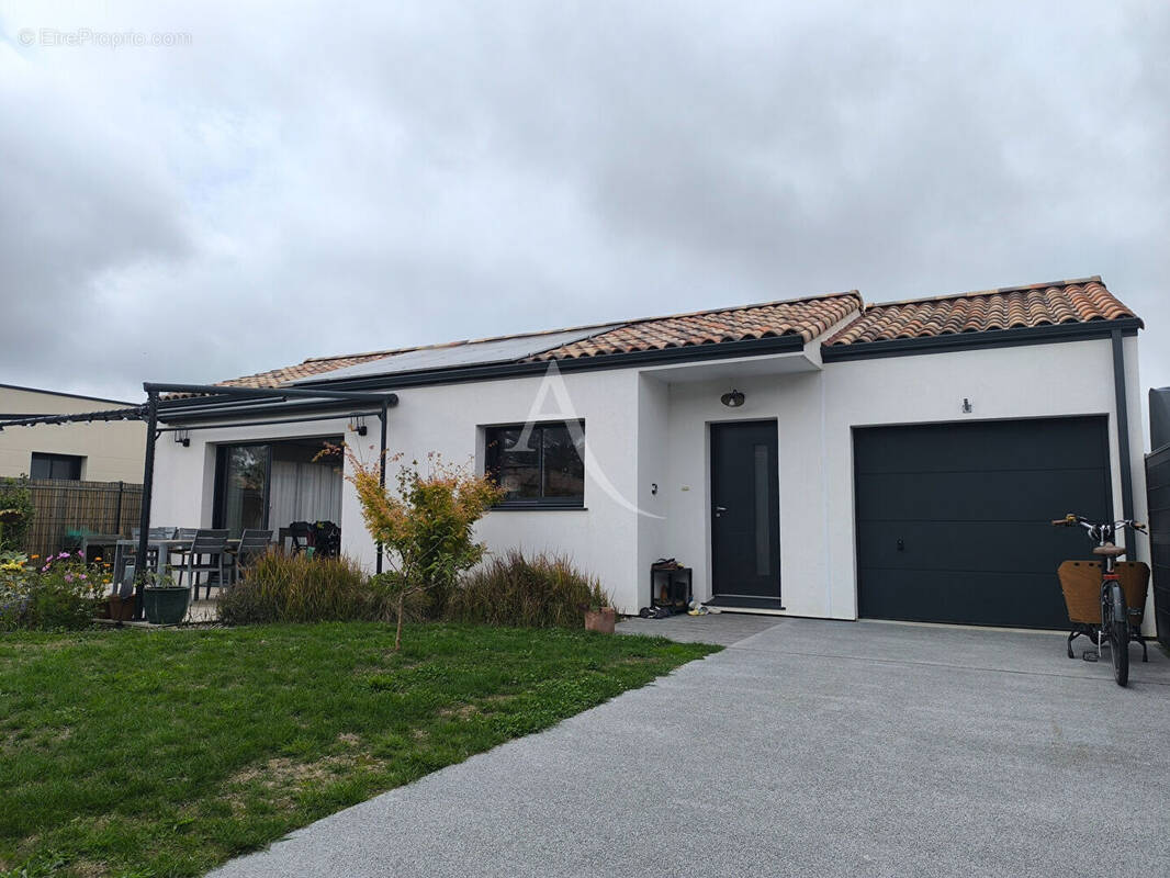 Maison à TALMONT-SAINT-HILAIRE