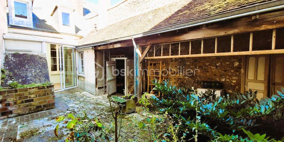 Maison à CHATEAUDUN