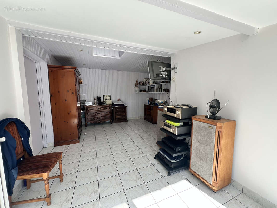 Maison 6 pièces de 139 m2 habitables avec 355 m2 de terrain - photo 5