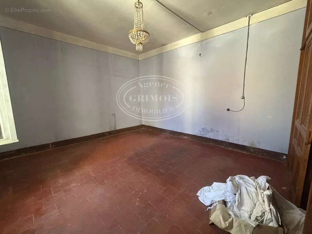 Appartement à LEZIGNAN-CORBIERES