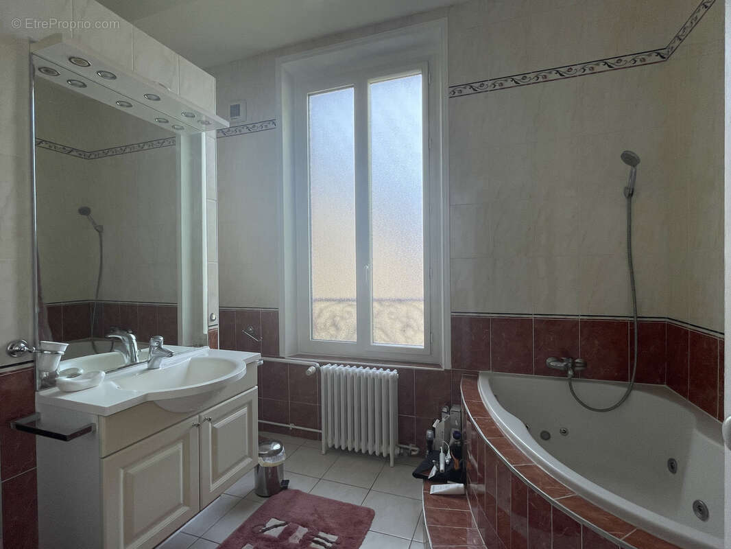 Maison à SUCY-EN-BRIE