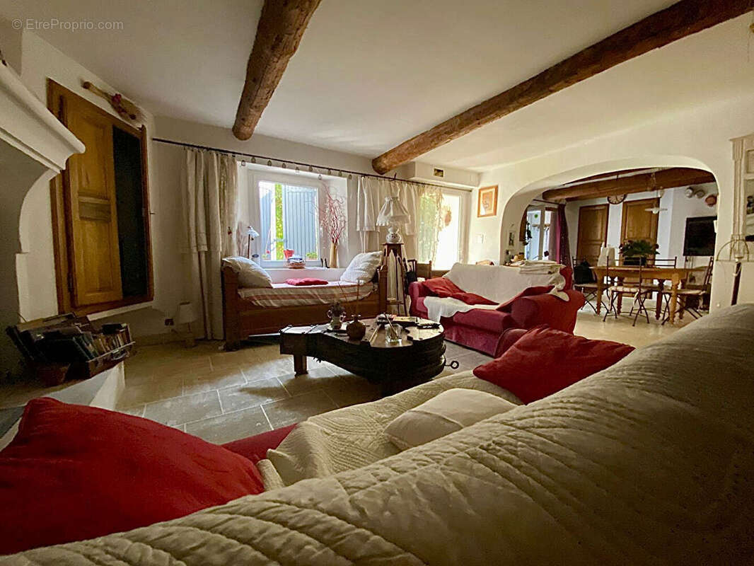 Maison à GARGAS