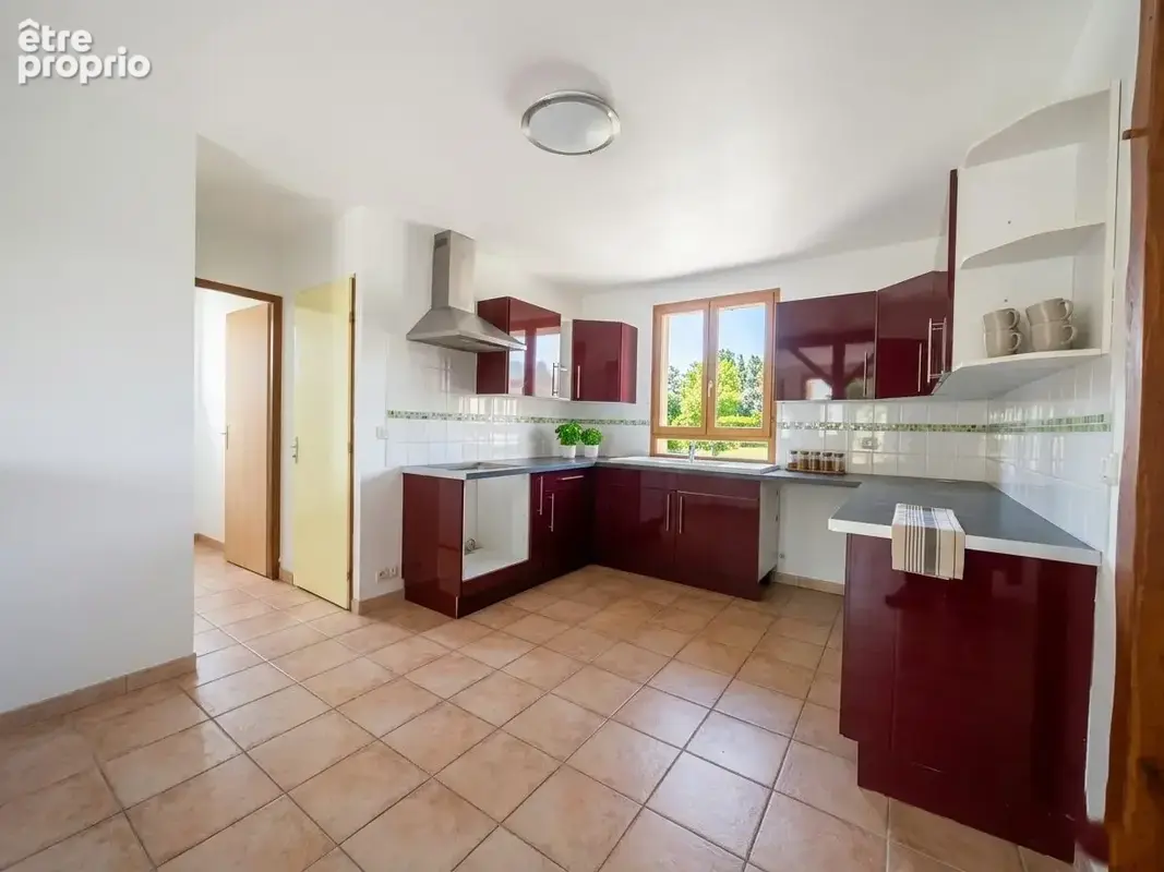 Maison 115 m² à Saint-Sigismond  - photo 2
