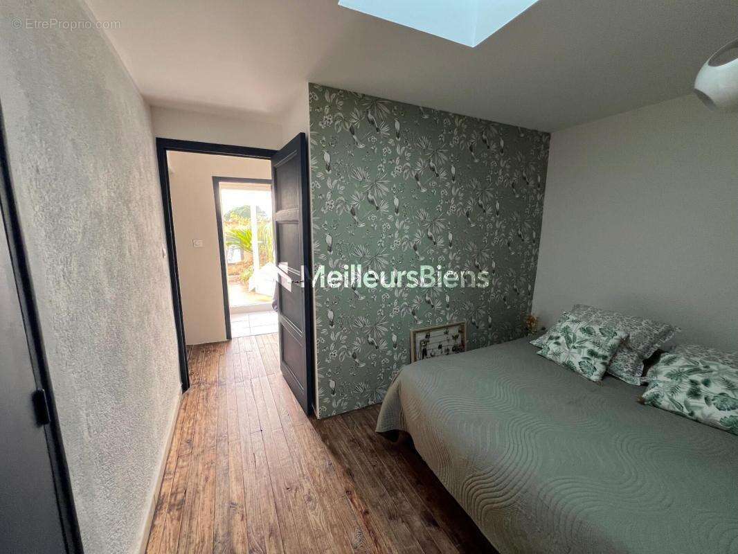 Maison à SAINT-JEAN-DE-SERRES