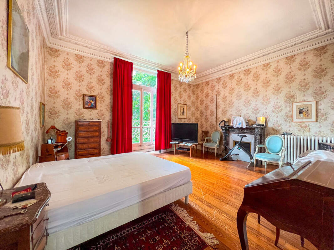 Maison à SAINT-GEORGES-DES-GROSEILLERS