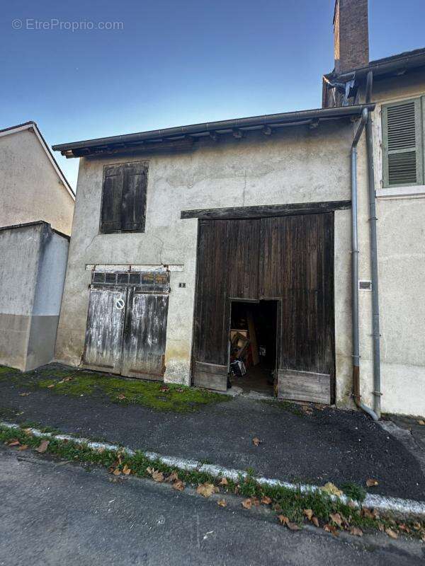 Maison à SAINT-GERMAIN-LES-BELLES