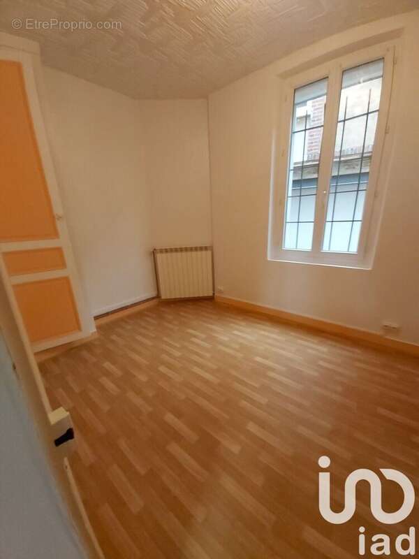 Photo 4 - Appartement à SENS