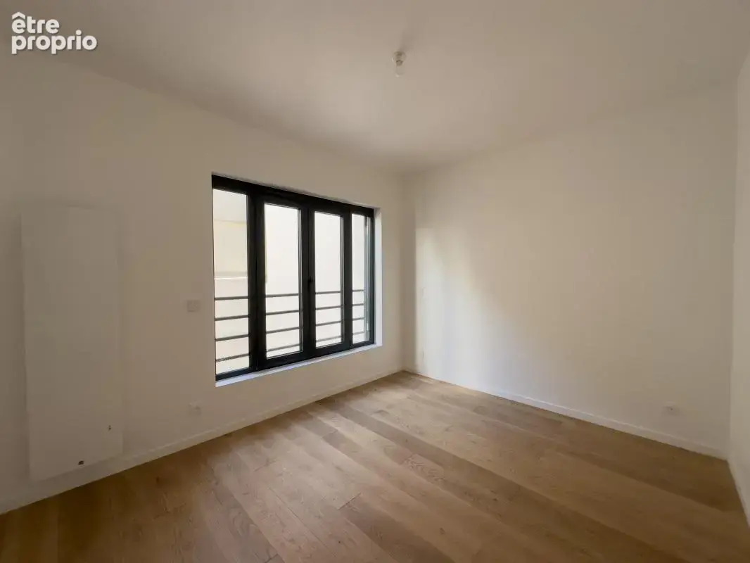 Saint-Ouen – Spacieux T4 familial refait à neuf avec prestations premiums - photo 6