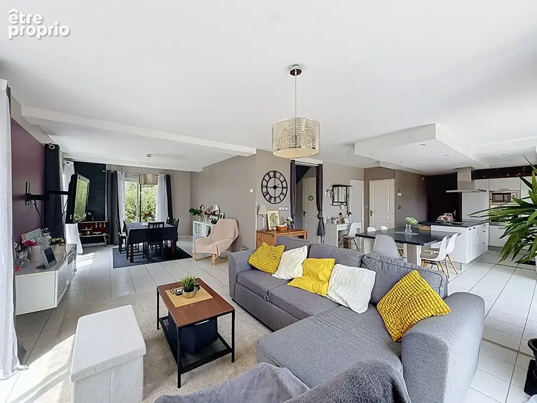 Photo Maison à Franqueville-Saint-Pierre au prix de 399 500€