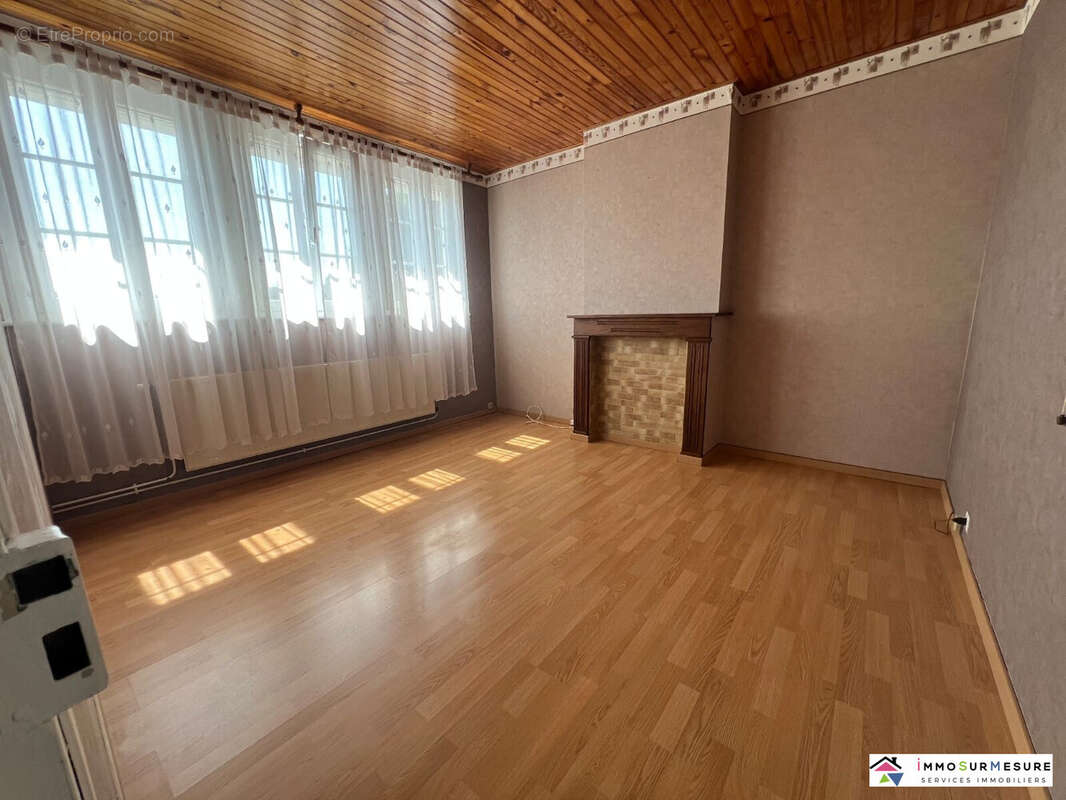 Maison à SAINT-POL-SUR-TERNOISE