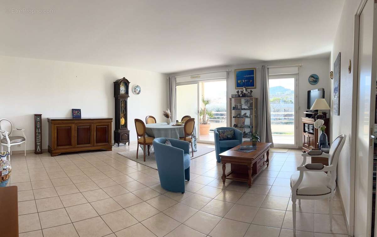 Appartement à MARSEILLE-8E