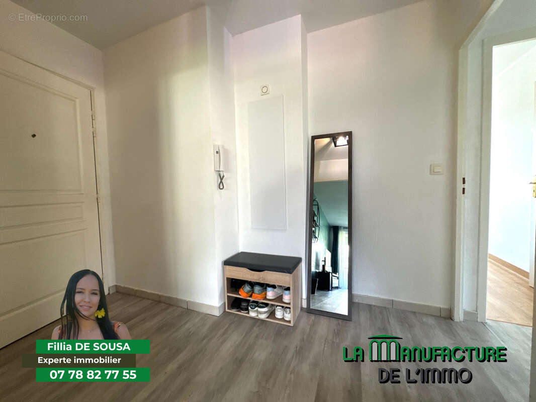 Appartement à SAINT-PRIEST-EN-JAREZ