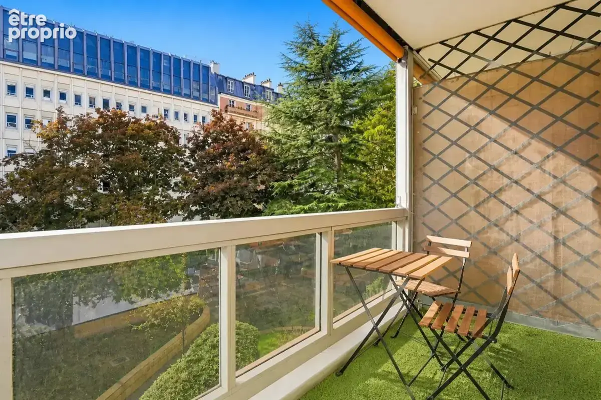 Studio avec coin nuit et balcon loggia situé à Paris 15 - photo 3