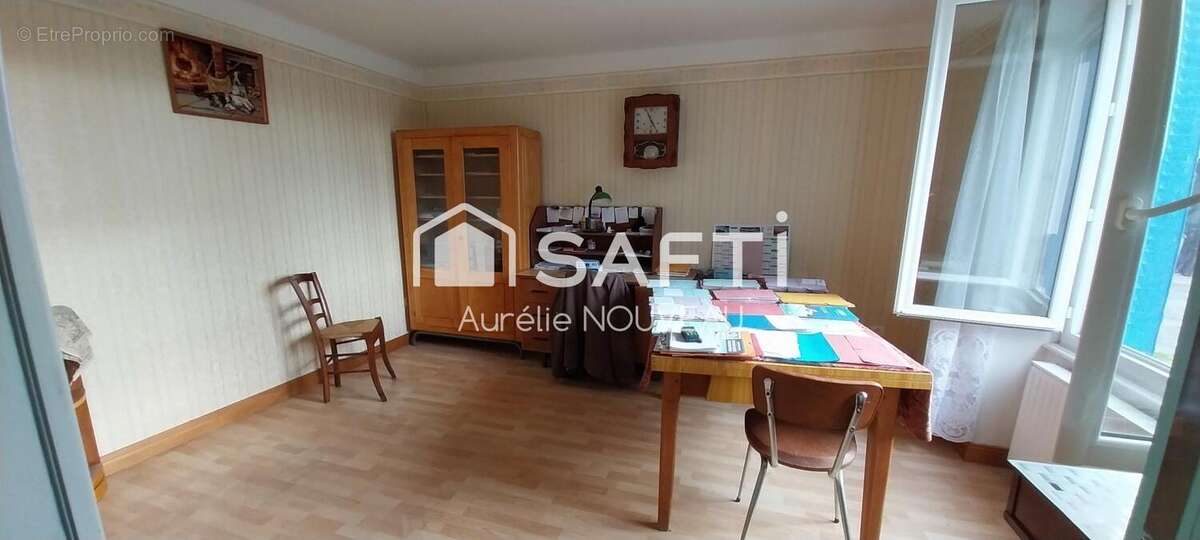 Photo 3 - Maison à CHAMPS