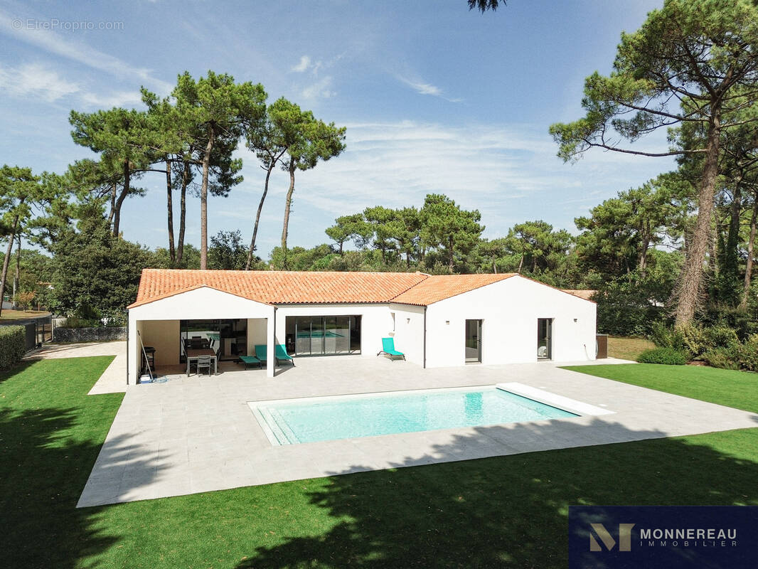 Maison à LES MATHES