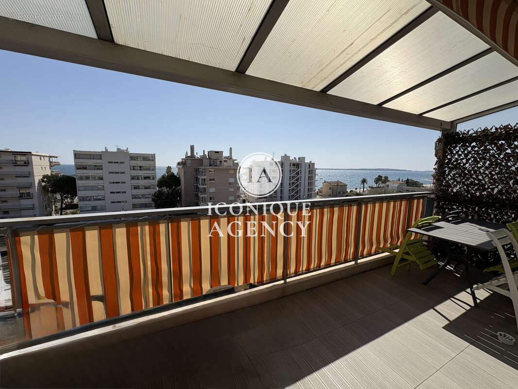 Appartement à VALLAURIS