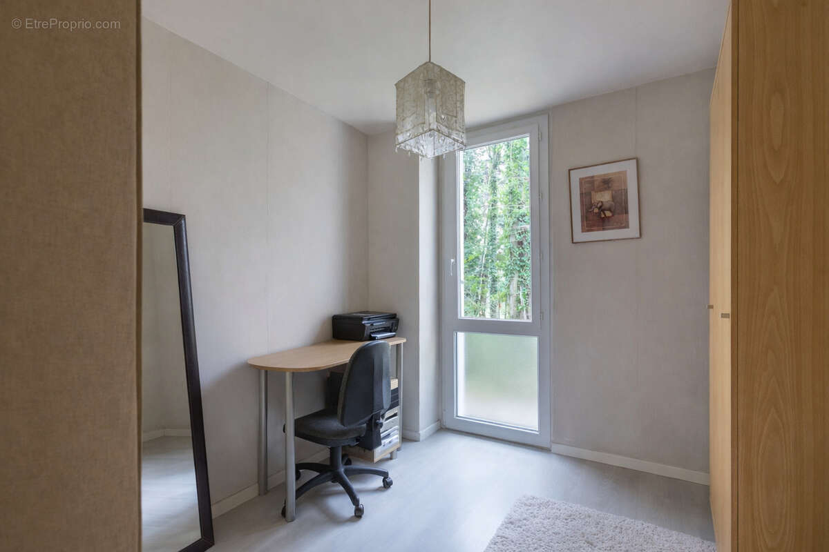 Appartement à COLLONGES-AU-MONT-D'OR