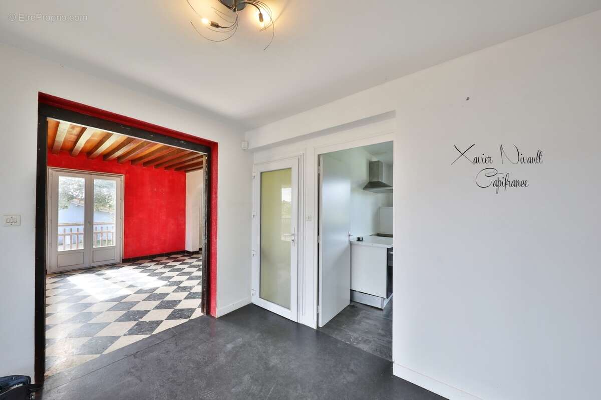 Maison à vendre 6 pièces proche de MONTREVEL EN BRESSE (01) - photo 7
