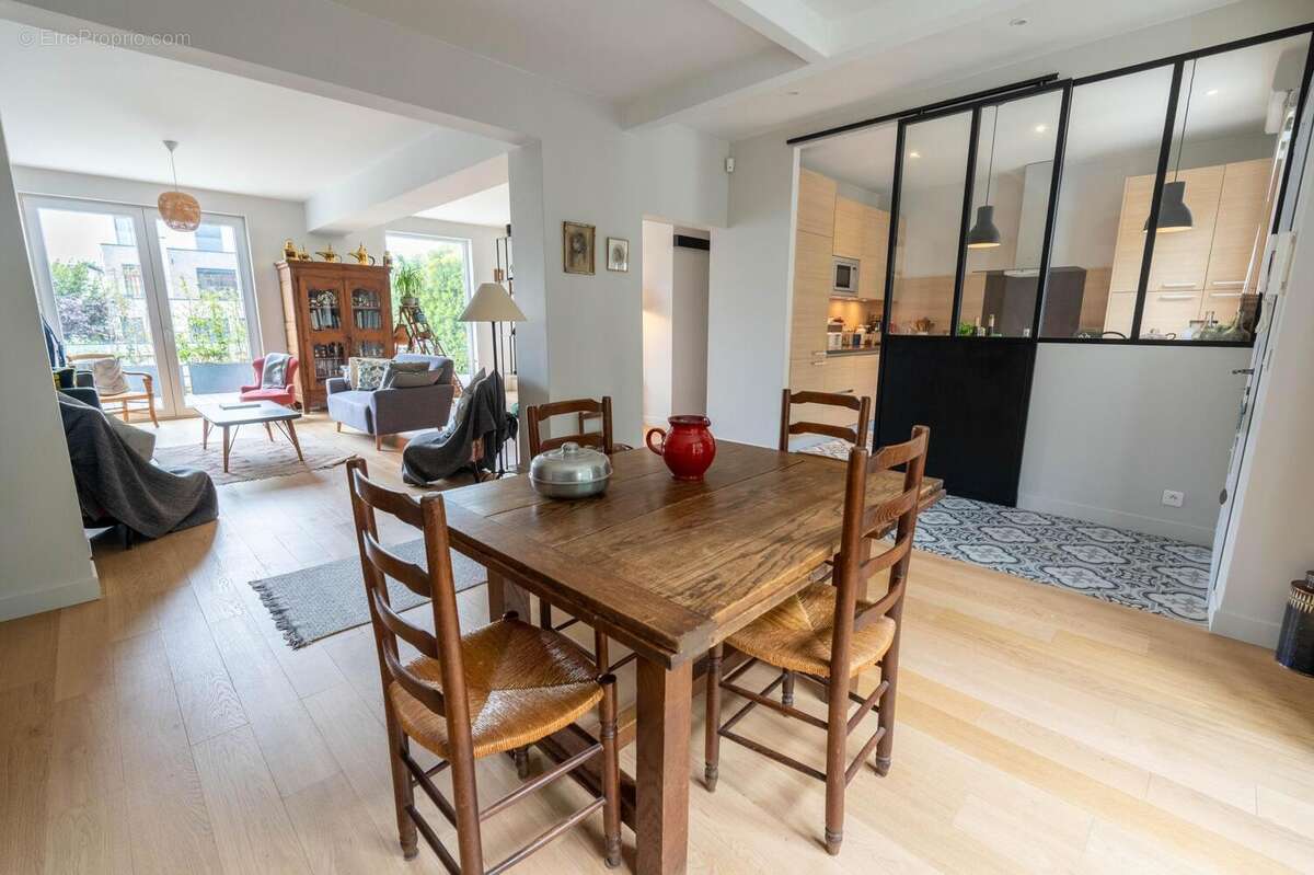 Photo 3 - Maison à SAINT-MAUR-DES-FOSSES