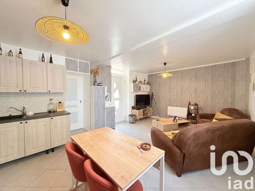 Photo 8 - Maison à BAZOCHES-LES-BRAY