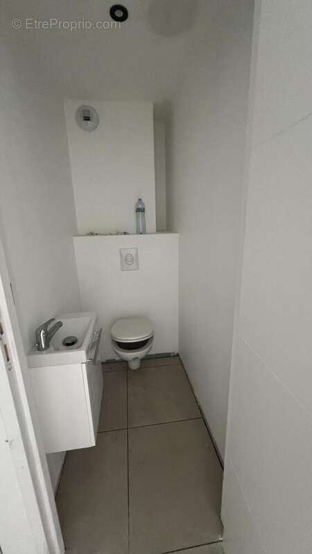 Photo 9 - Appartement à LA TOUR-DE-SALVAGNY