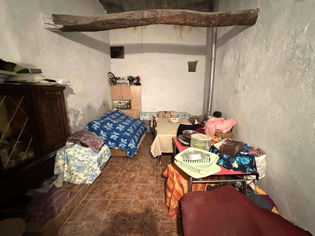 Maison à CAUNES-MINERVOIS