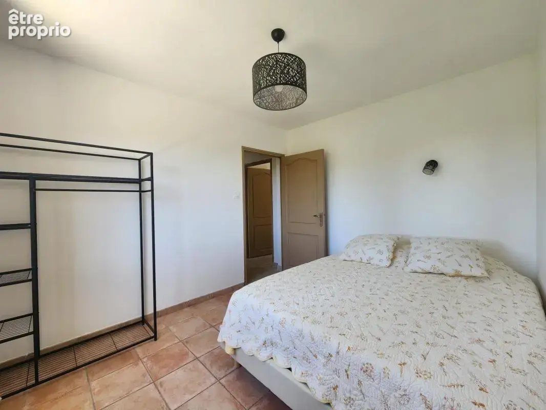 Coup de cœur à générargues – maison de 142 m² entièrement rénovée avec piscine,6500 m² de terrain , vue dégagée et potentiel loc - photo 13