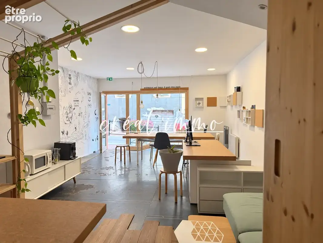 Local commercial 45m2  Centre-ville d'Aime - photo 1