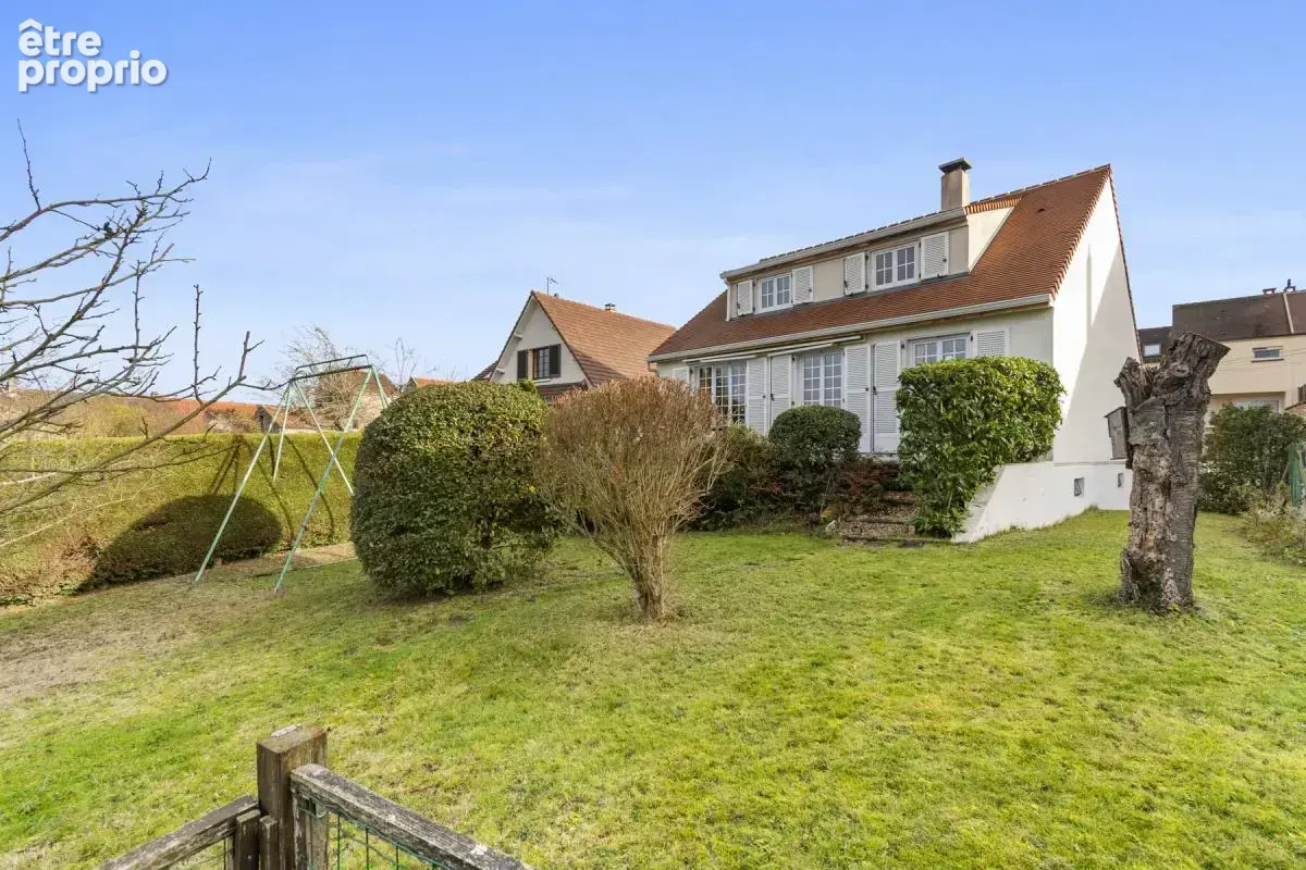 Maison 148 m² à Chambourcy  - photo 2