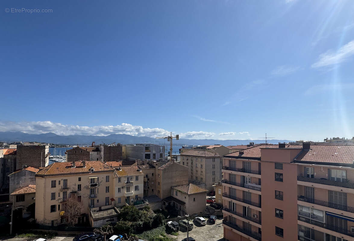 Appartement à AJACCIO