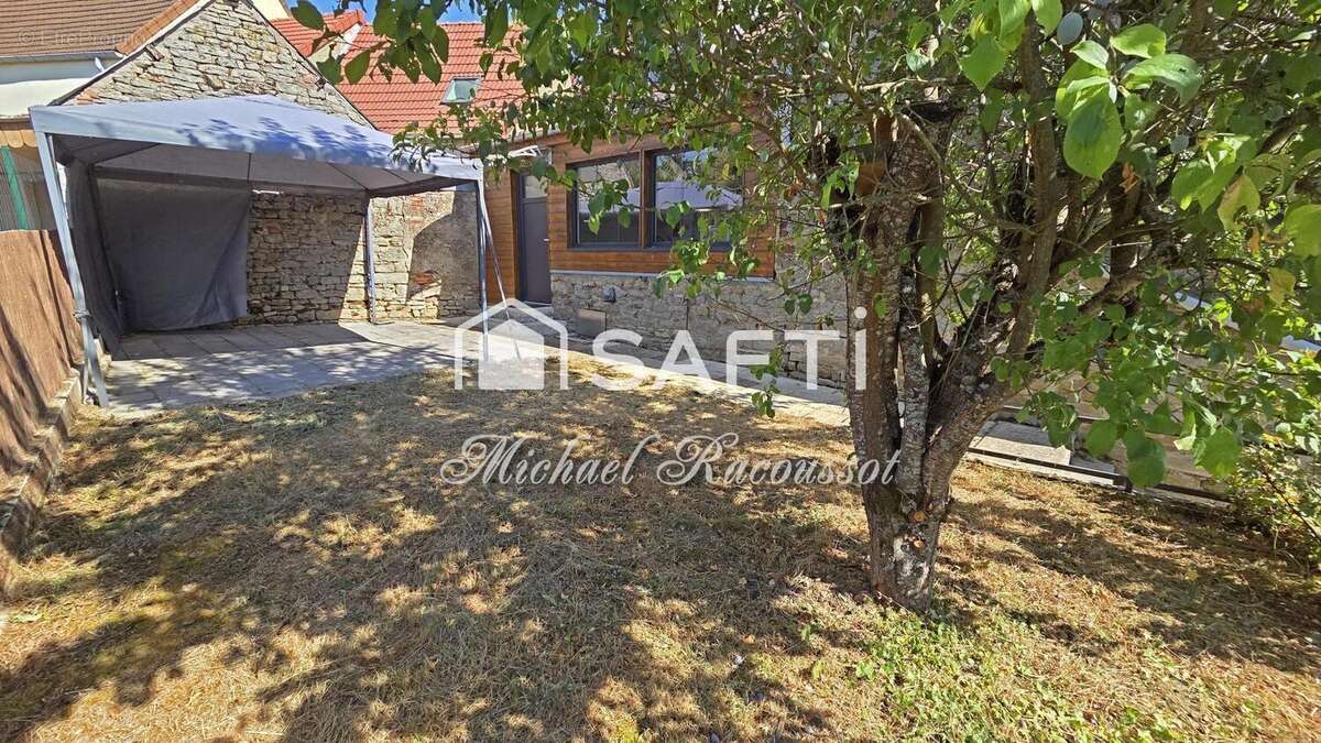 Maison 110 m² à Marcilly-Les-Buxy  - photo 6