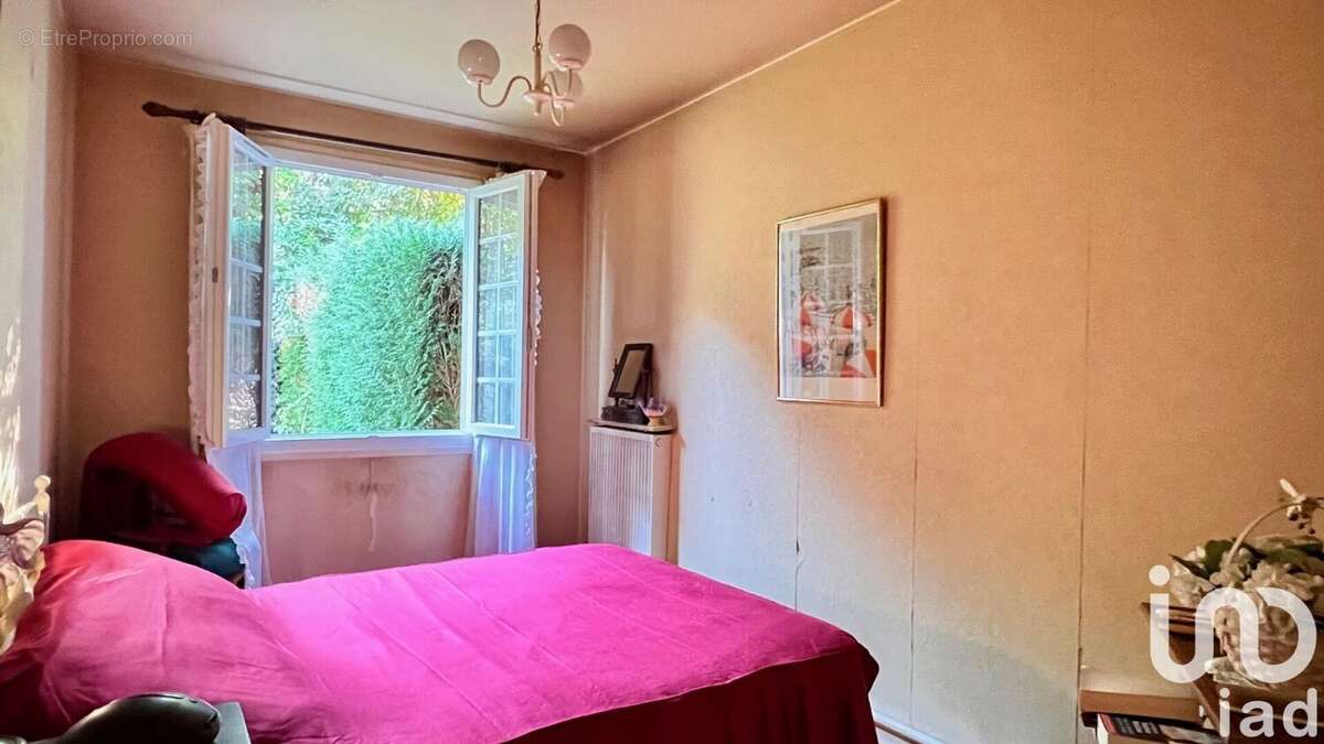 Photo 9 - Maison à VERT-SAINT-DENIS