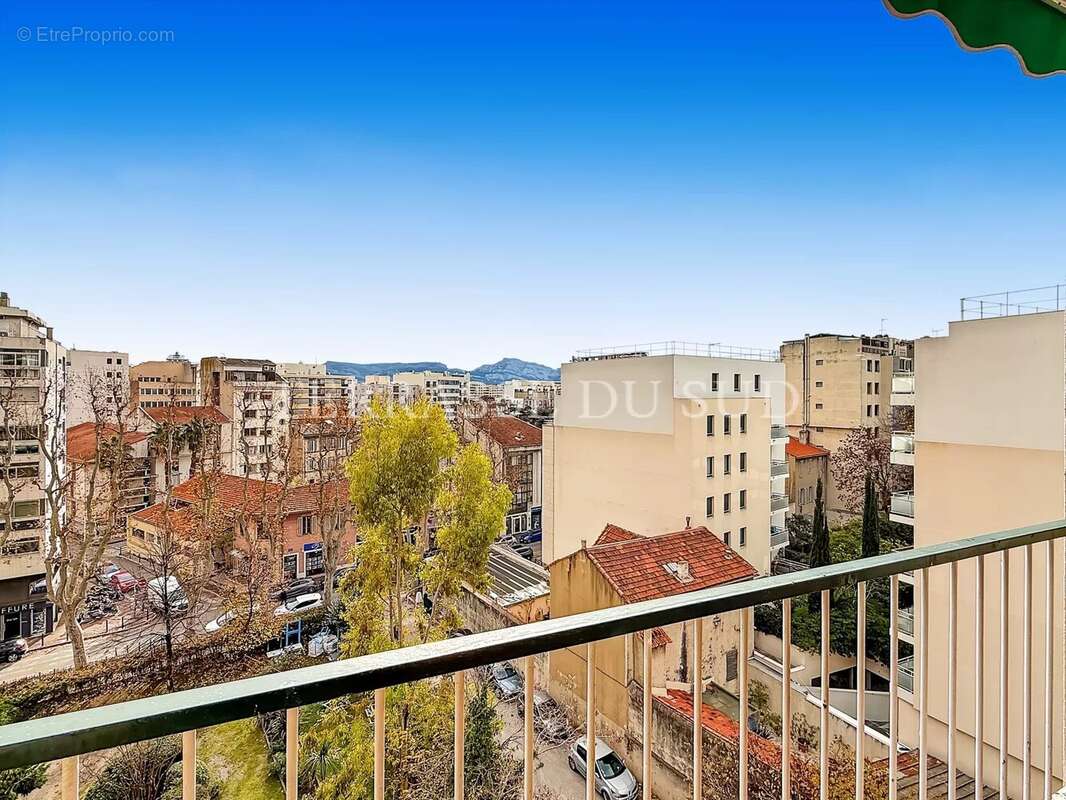 Appartement à MARSEILLE-8E