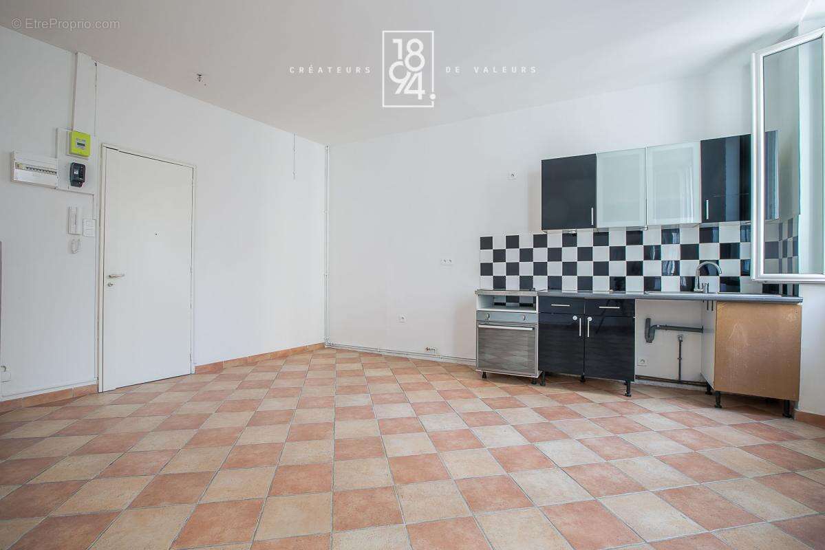 T2 et bureau / dressing de 50 m² - Lodi - Conception - À deux pas du métro Baille - photo 3