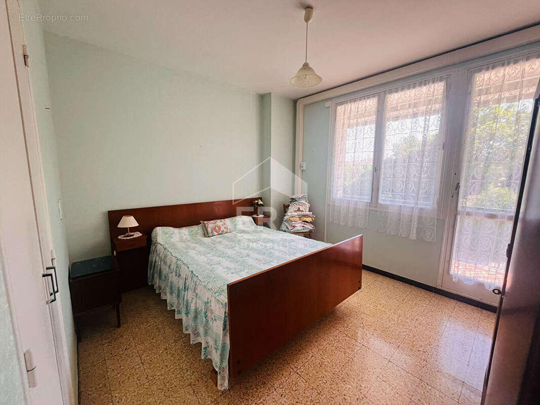 Appartement à PEYRUIS