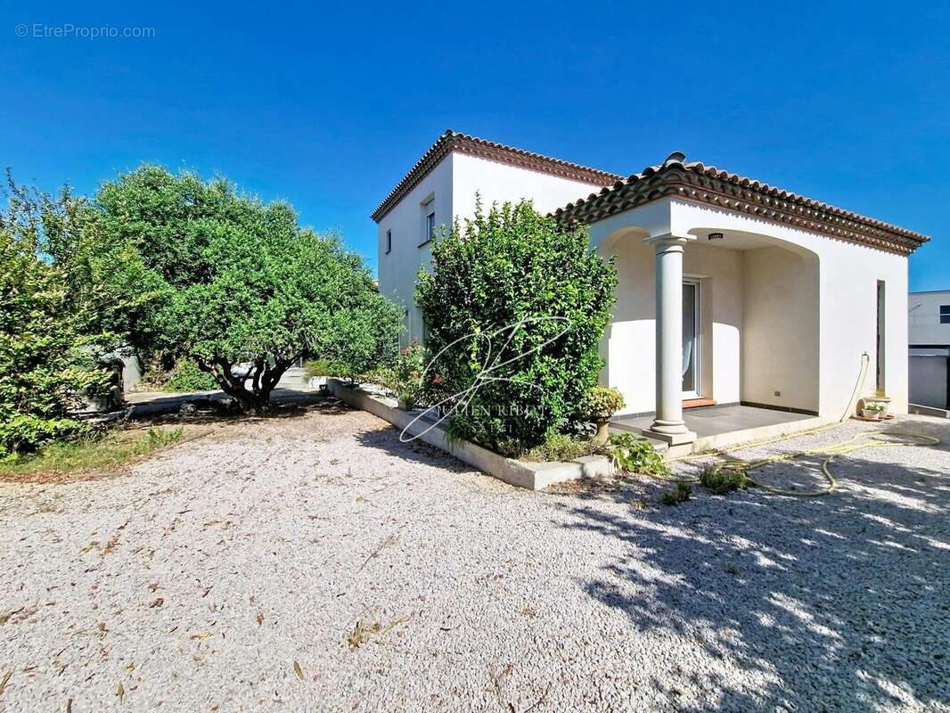 Photo 8 - Maison à VILLENEUVE-LES-BEZIERS
