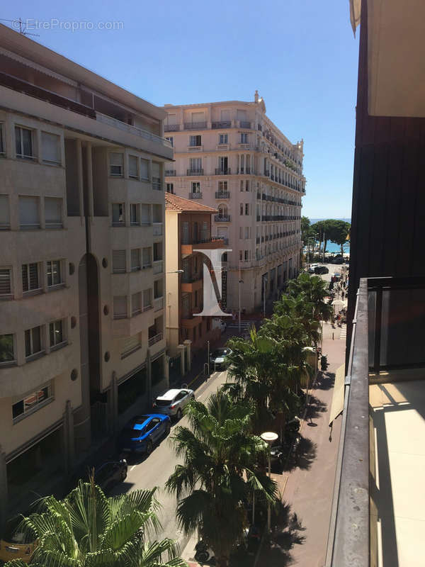 Appartement à CANNES