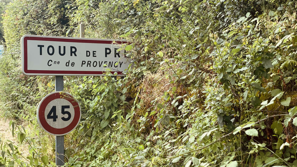 Terrain à PROVENCY