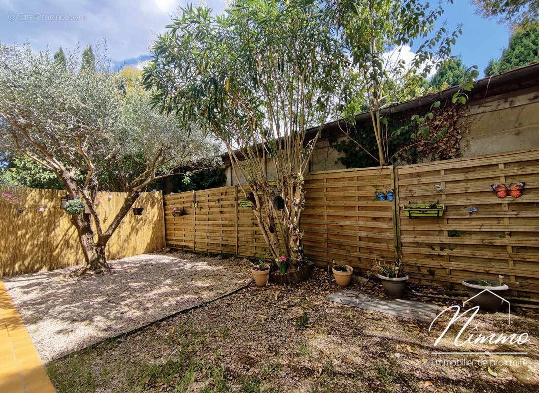 Exclusivite nimes henri revoil appartement t3 jardin parking - photo 2