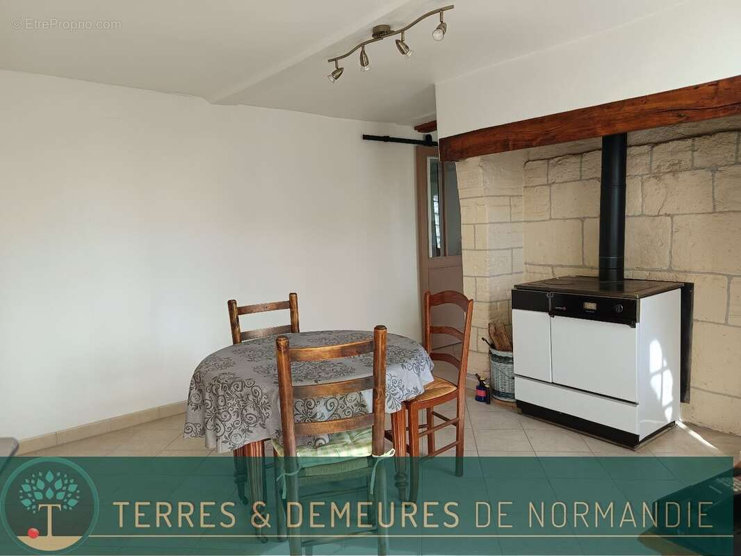 Maison et ses dépendances - photo 4