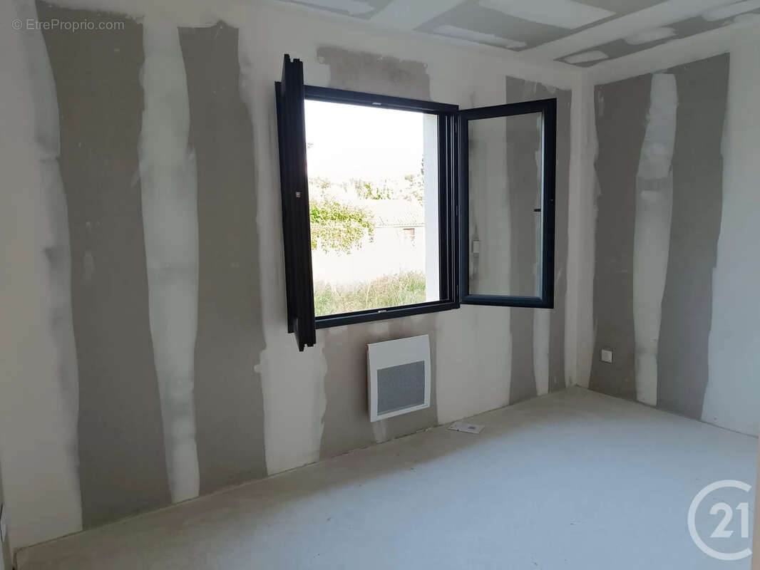 Maison à SAINT-AIGULIN