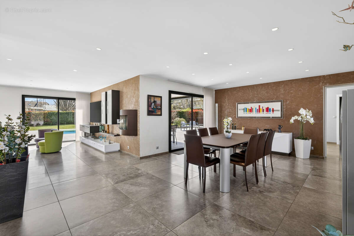 Maison à SAINT-BALDOPH